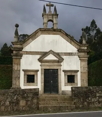 Capela de S. Roque – Rubiães