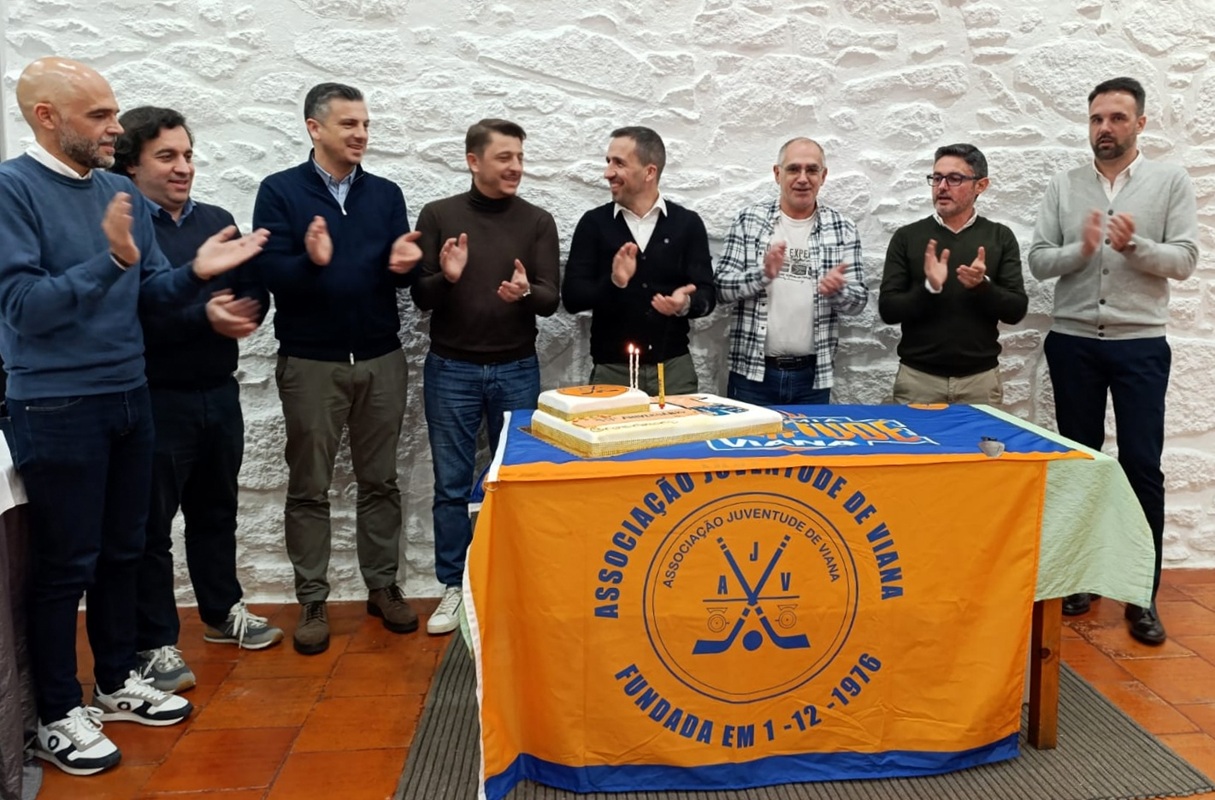 <i class='fa-solid fa-user-lock' aria-hidden='true'></i> Juventude de Viana celebra 49.º aniversário