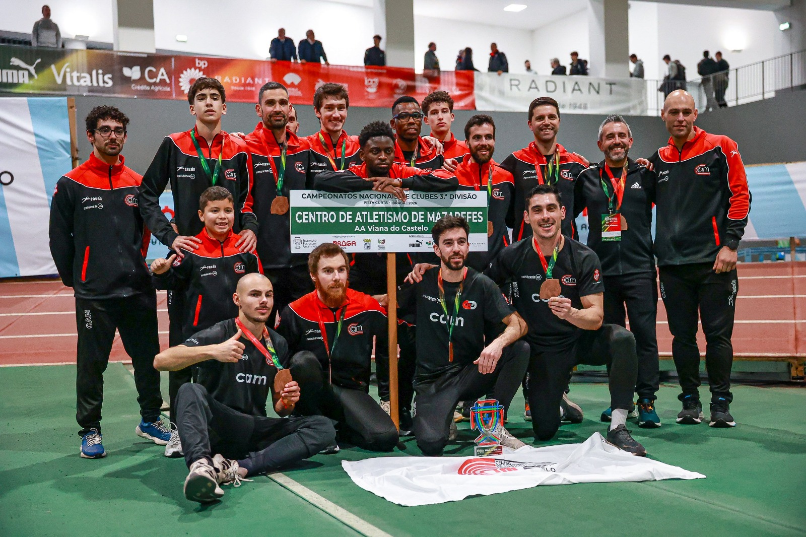 <i class='fa-solid fa-user-lock' aria-hidden='true'></i> Centro de Atletismo de Mazarefes